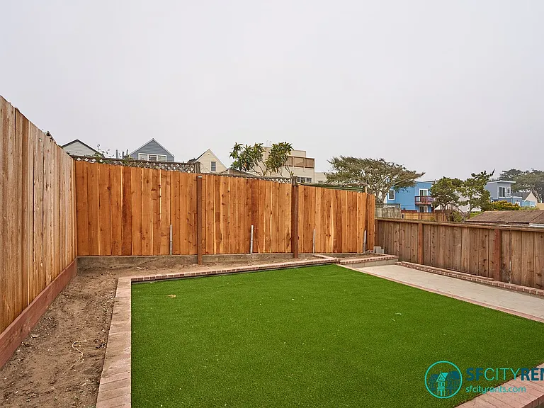 814 41st Ave — Photo 32