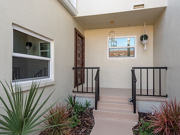 3rd image of 2700 Bayshore Blvd APT 531