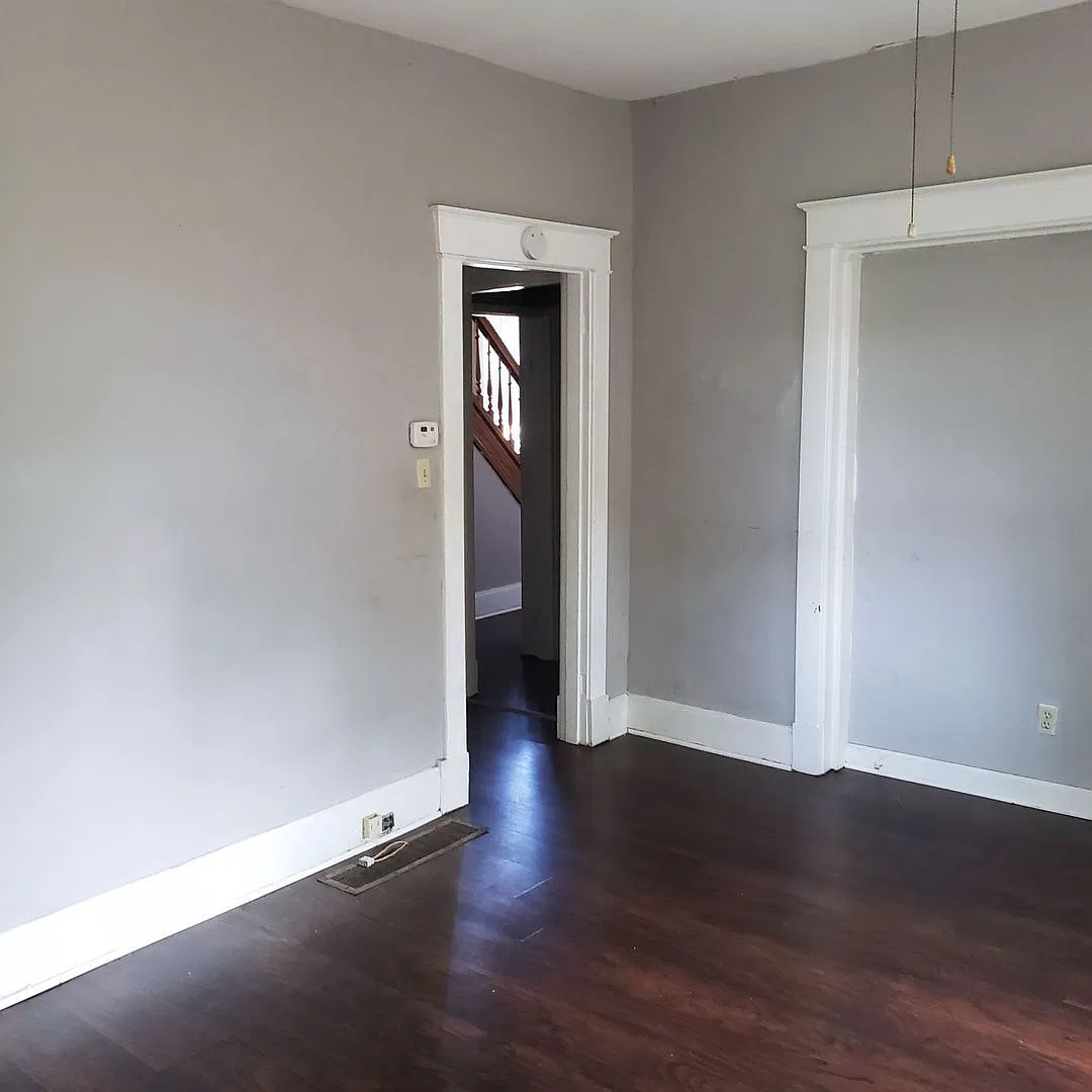 6 bed, 2.0 bath, 1853 sqft, $4,995 — Photo 2