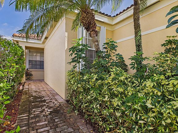 2nd image of 7032 Cataluna Circle