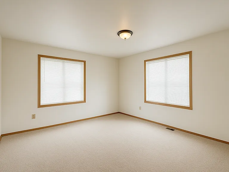 2285 S Thompson Dr #2 — Photo 3