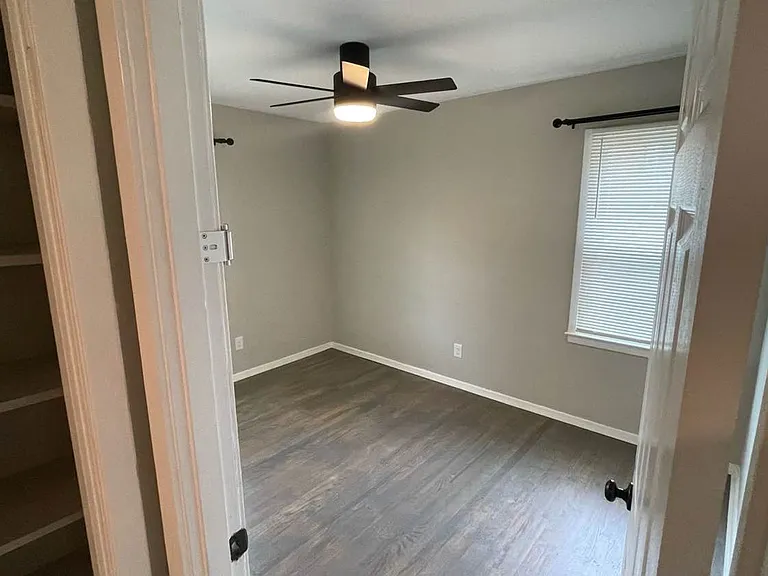 3400 Cricketeer Dr — Photo 16