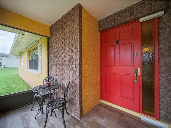 4th image of 319 Lincoln Ave