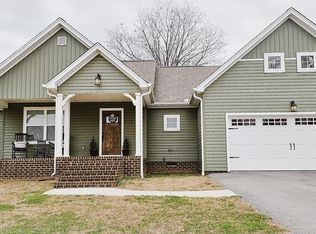 14910 Old Kentucky Rd, Walling, TN 38587