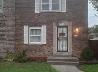 9952 S Hoxie Ave, Chicago, IL 60617