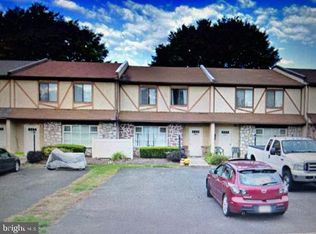 2009 Jason Dr APT B, Huntingdon Valley, PA 19006