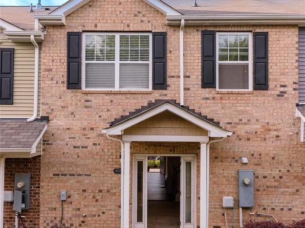 10443 Benfield Rd, Charlotte, NC 28269