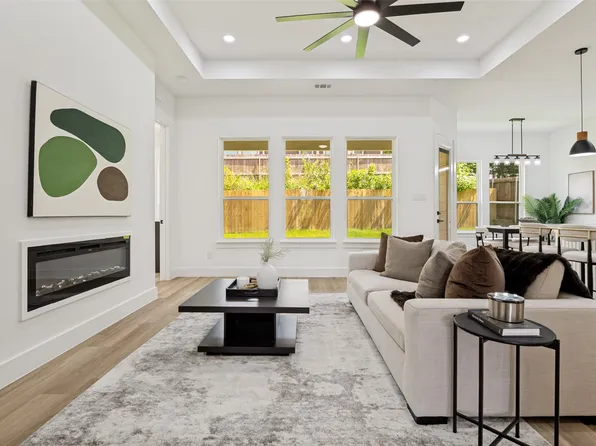 2632 Durham St, Dallas, TX 75241