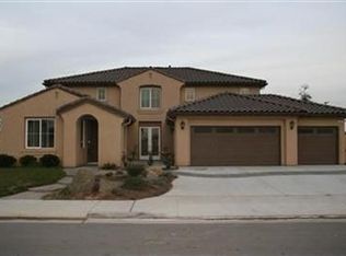 286 S Blosser Ave, Fresno, CA 93706