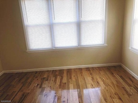 2nd image of 139 Tremont Ave