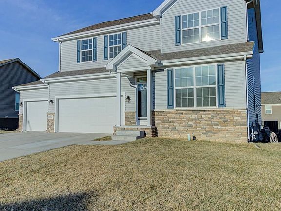 3rd image of 2216 Park Crest Dr
