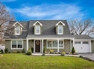 30 Norwood Ln, Aberdeen, NJ 07747