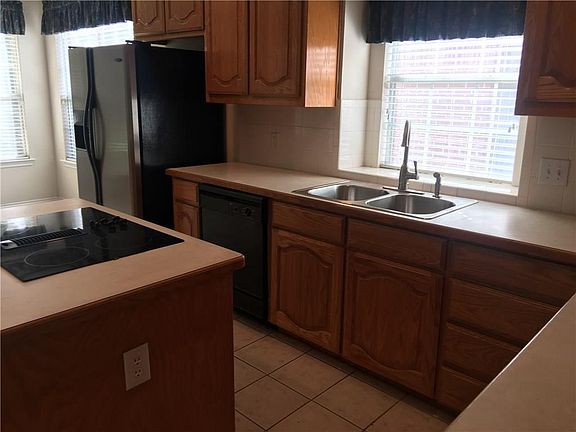 4th image of 1314 Lyra Ln