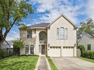 725 E 13th 1/2 St, Houston, TX 77008