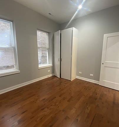 2nd image of 2154 W Potomac Ave #1R