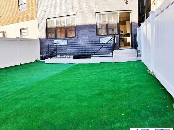 3rd image of 1416 31st Ave #3