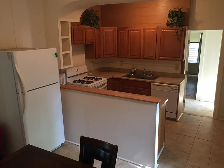 109 Dewitt Pl #2 — Photo 6