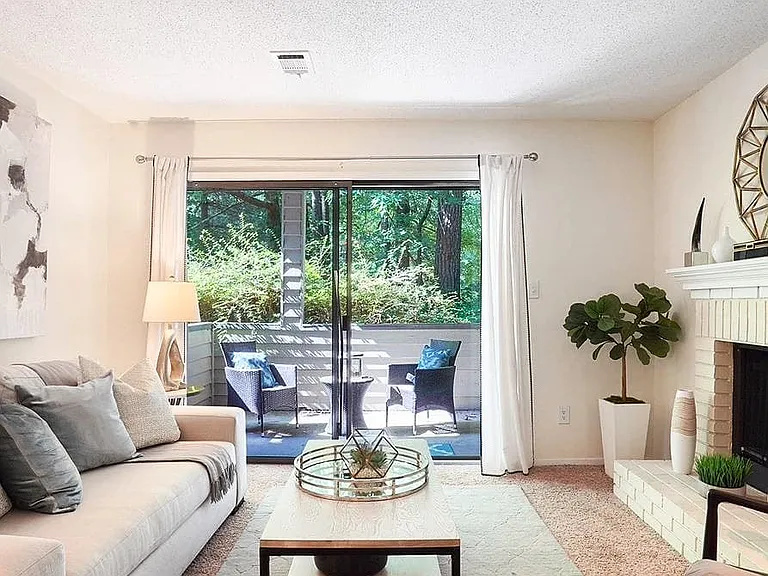 Reserve at Peachtree Corners — Photo 4