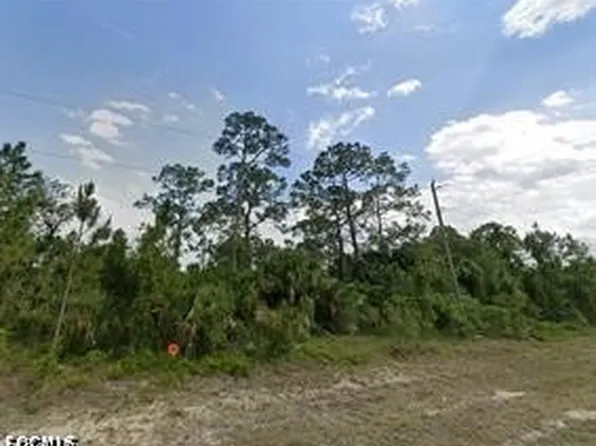 5010 NE Tradewinds Cir, Labelle, FL 33935
