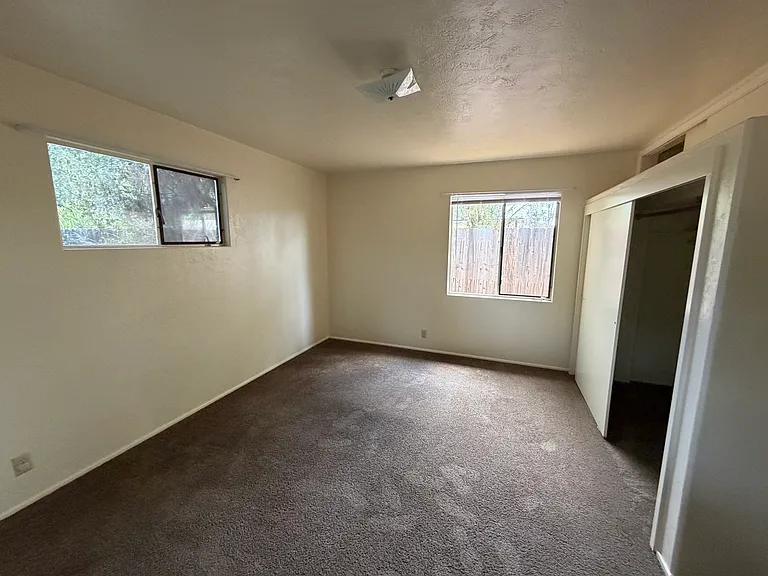 Eucalyptus Hills Dr — Photo 16