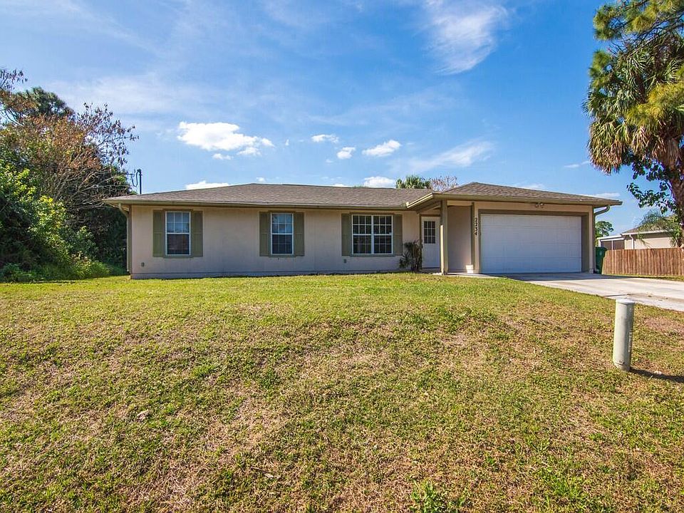 1st image of 2234 SW Chateau Ter