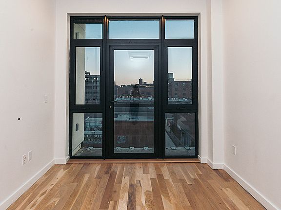 5th image of 44 Kent St APT 411