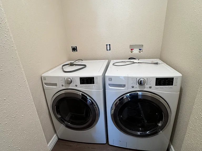 818 N Buffalo Dr — Photo 11