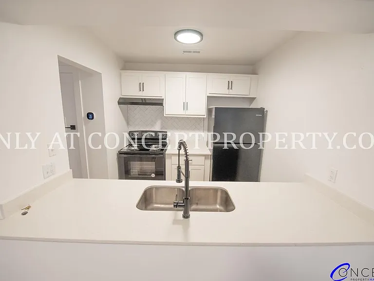 Lofts on 5th — Photo 146