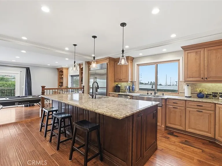 5348 Doris Way — Photo 12