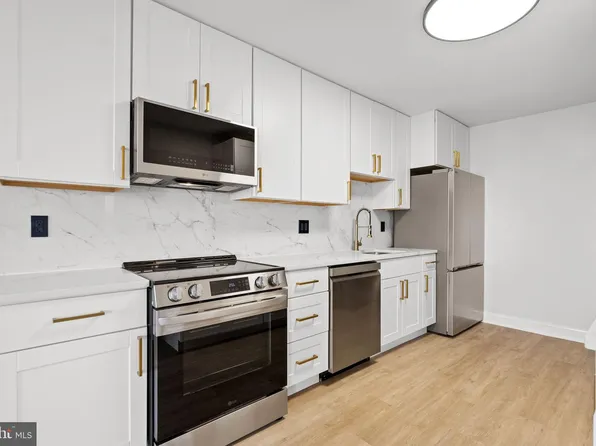 5901 Mount Eagle Dr APT 1102, Alexandria, VA 22303