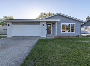 2016 S Grant Ave, Janesville, WI 53546
