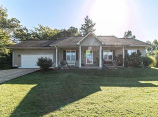 602 4th St, Doniphan, MO 63935