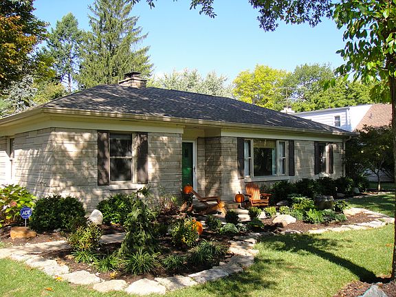 2nd image of 524 Arden Dr