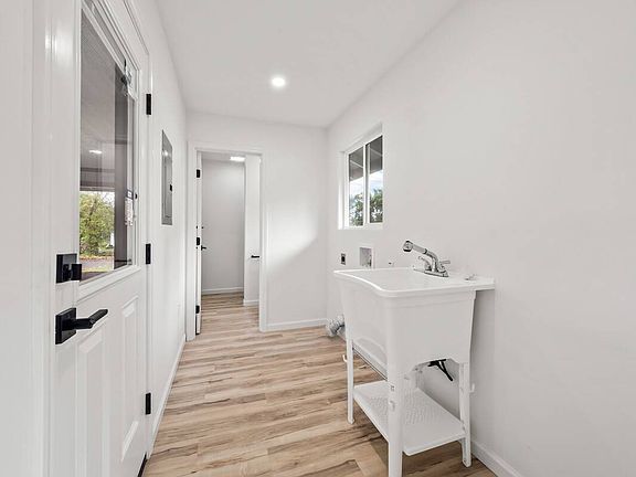 5th image of 16-2098 Lehua Dr