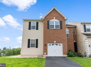 253 Stone Hill Dr, Pottstown, PA