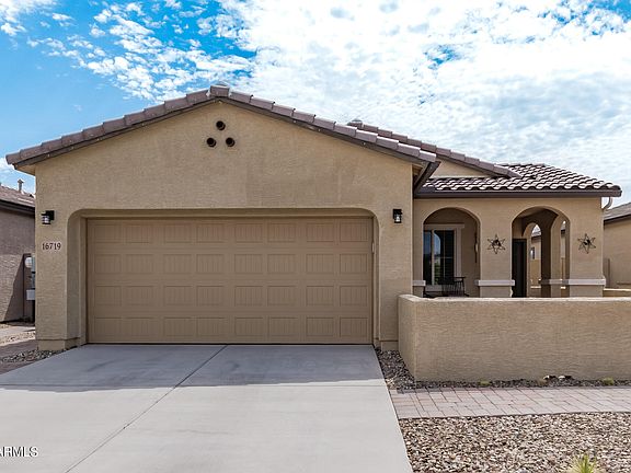 4th image of 16719 S 181ST Drive