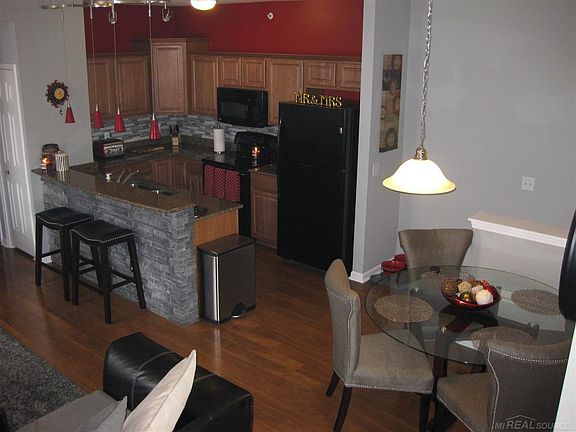 5th image of 5695 Norway Spruce Dr
