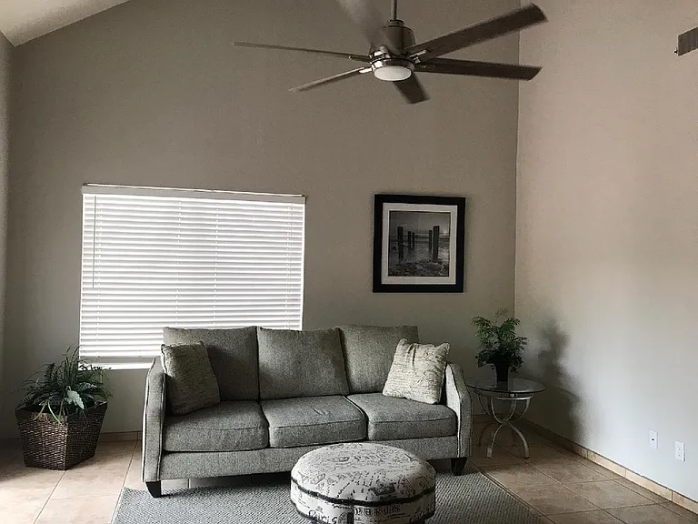 1828 E Secretariat Dr — Photo 3