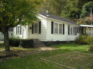 1039 Stewart St, Welch, WV 24801