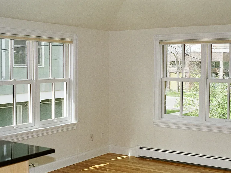 1810 Spruce St — Photo 2