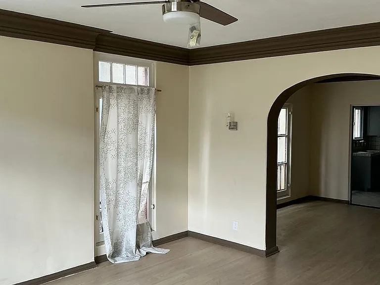 850 S Catalina St — Photo 2