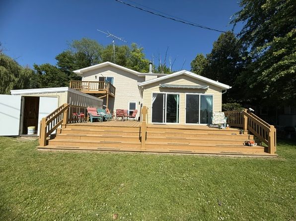 51156 Maple Rd