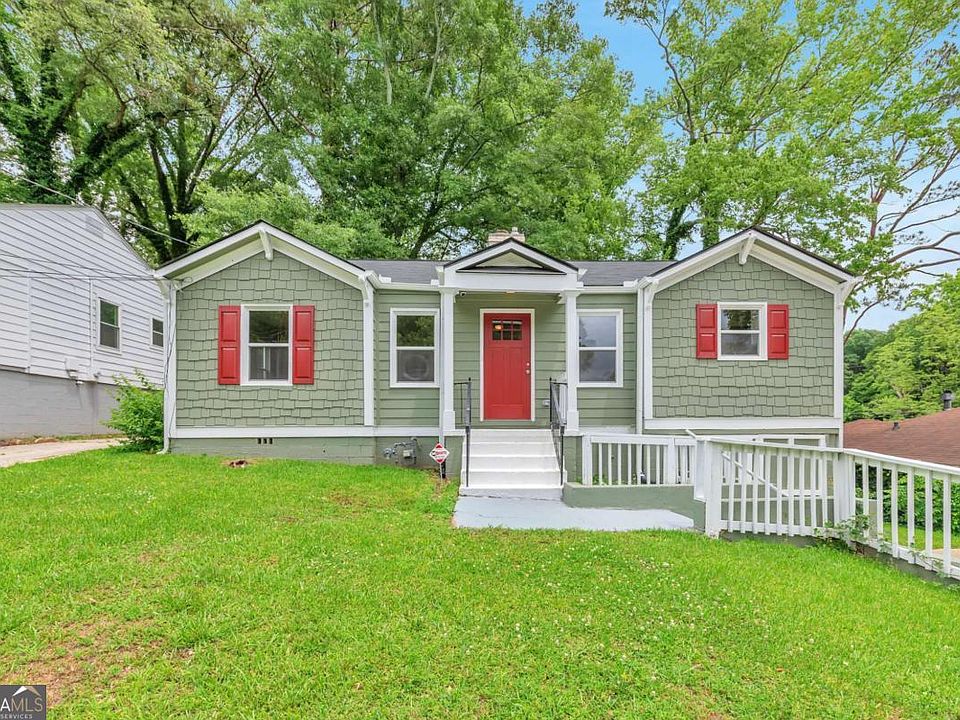 1st image of 880 Pinehurst Ter SW