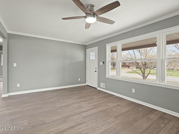 5th image of 11806 Dearing Woods Dr