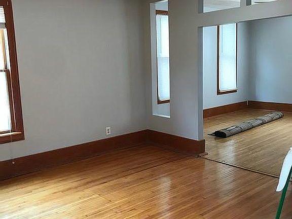 4th image of 1520 S 10th St