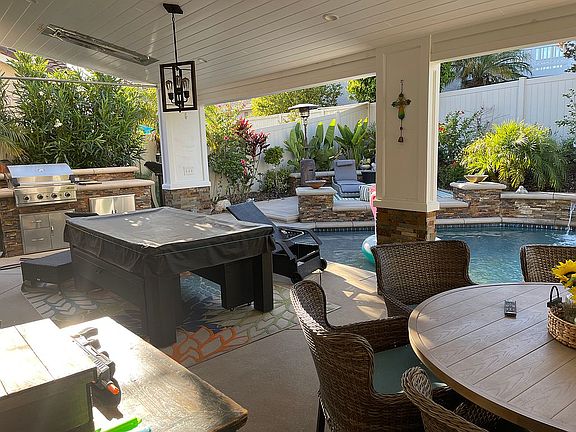2nd image of 1693 Ramona Dr