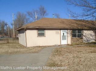 1342 Parkside Dr, Junction City, KS 66441