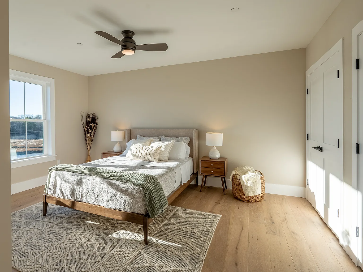 2 bed, 975 sqft, $3,400 — Photo 2