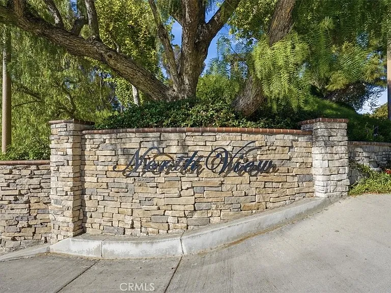 780 S Carriage Cir — Photo 7