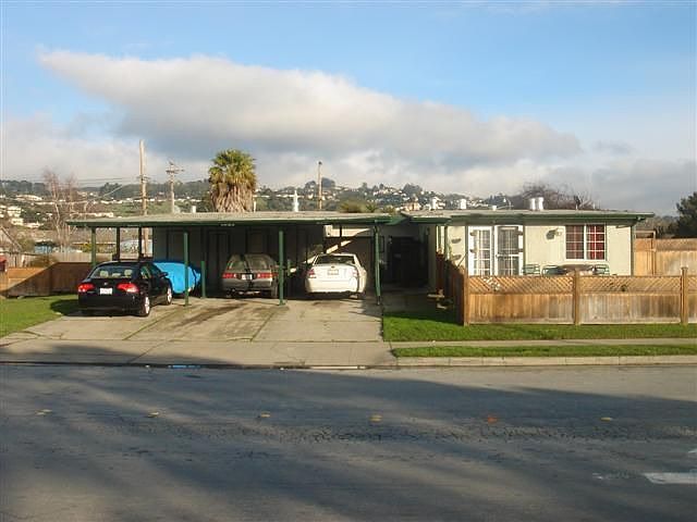 1st image of 424-428 S 49th St